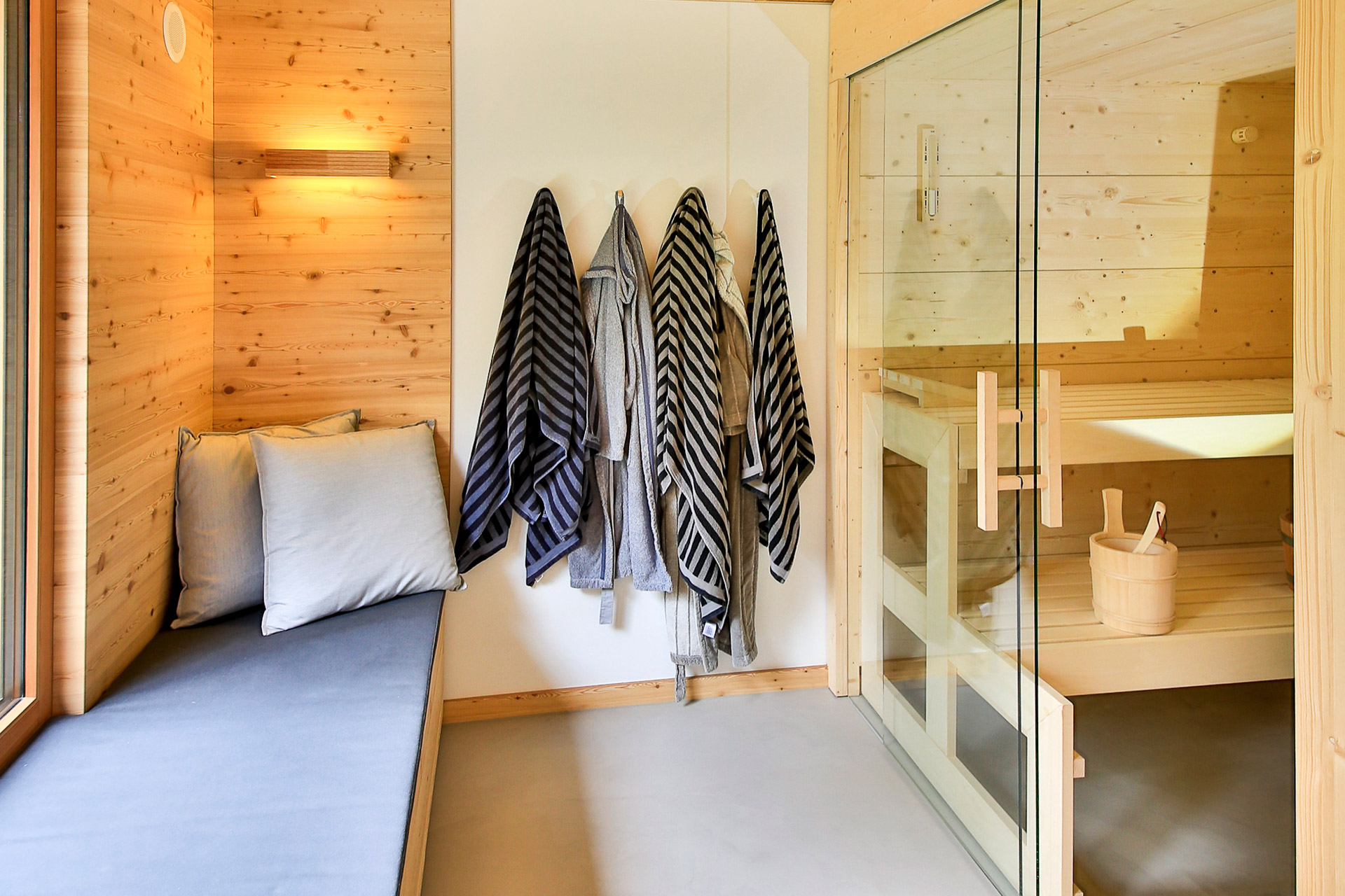 Innenansicht Wellnessbereich Sauna